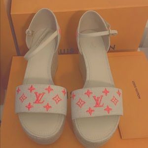 Louis Vuitton wedge starboard sandals in pink